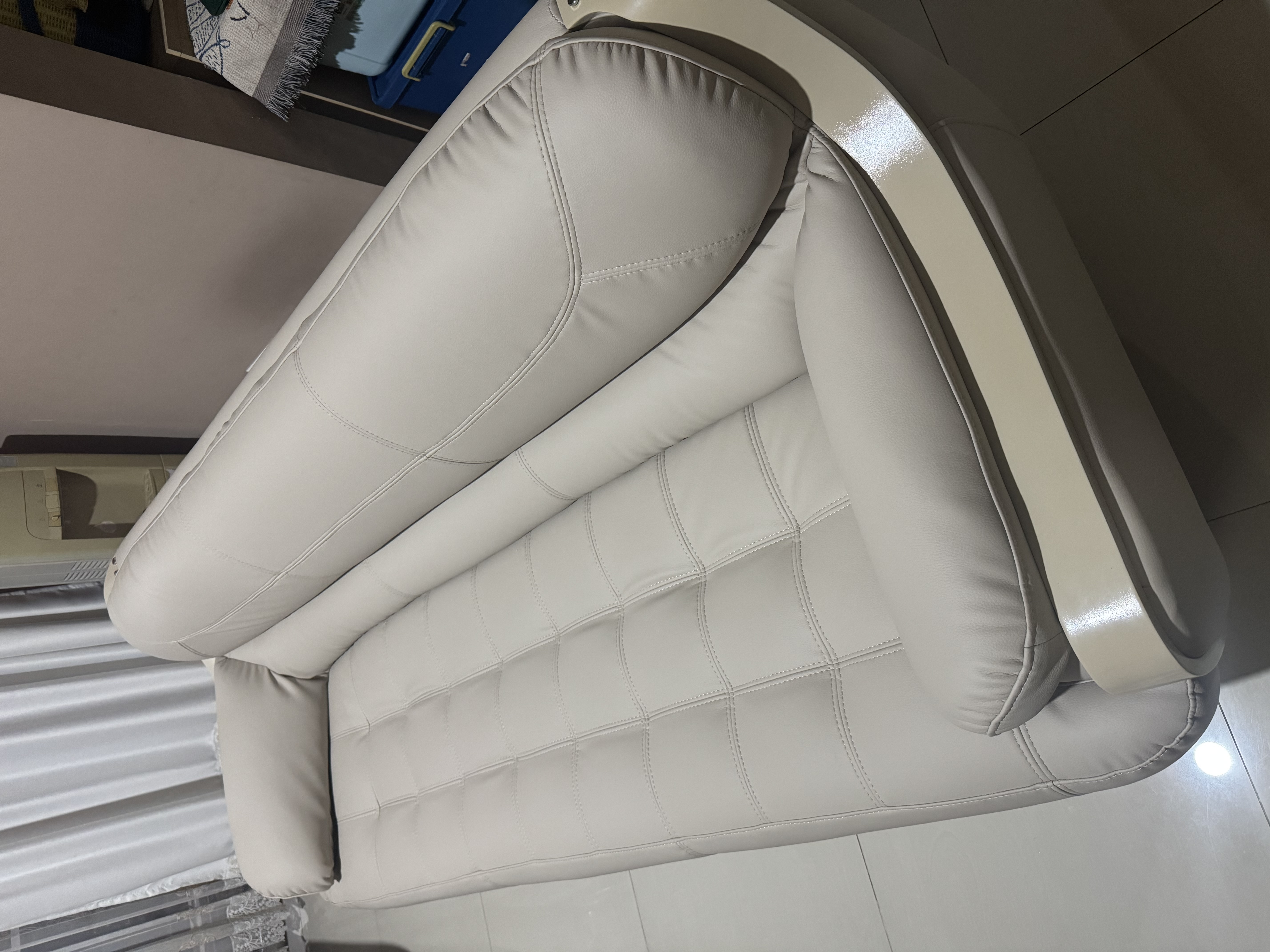 Bulky 2 Seater - Helloilmare