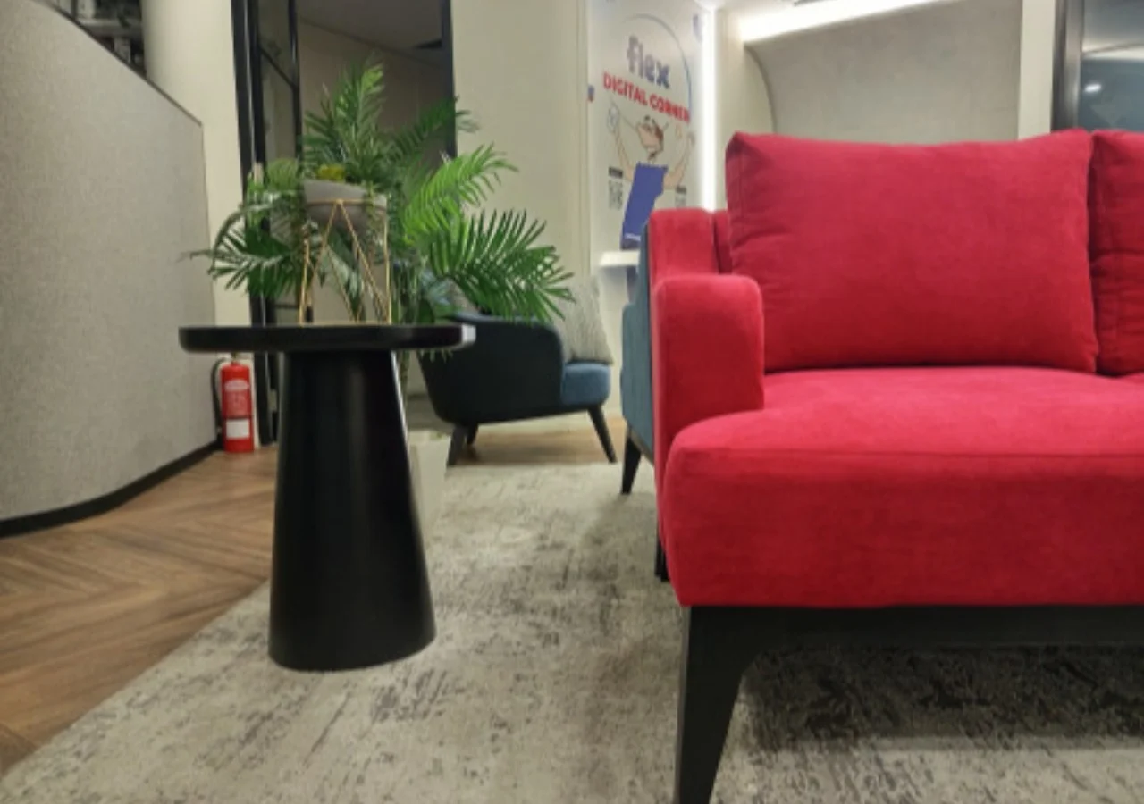 Ganti Kain Sofa Lebih Untung? Ini Tips Pintarnya!